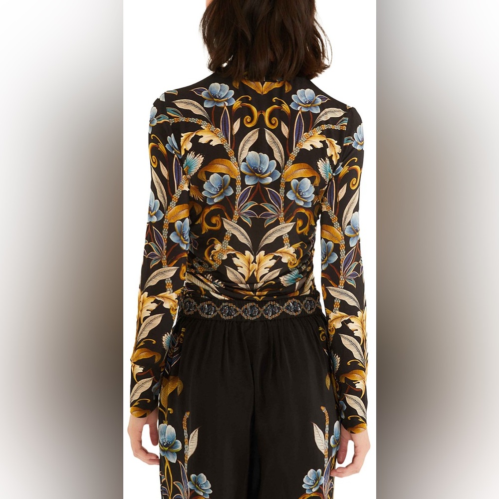 FARM Rio Floral Snake Print Top - Picture 2 of 7
